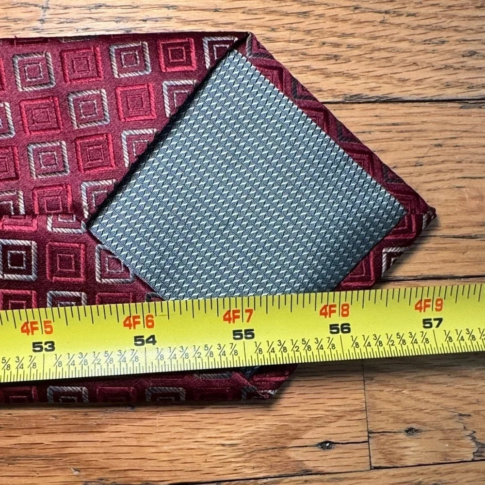 Bergamo New York Burgundy Geometric Men's Tie